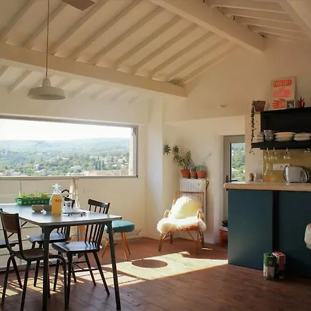 Casa de Férias Charming Cool Provencal Stone House In Historical Forcalquier